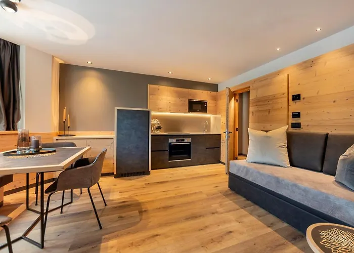 Suite Del Podesta\'