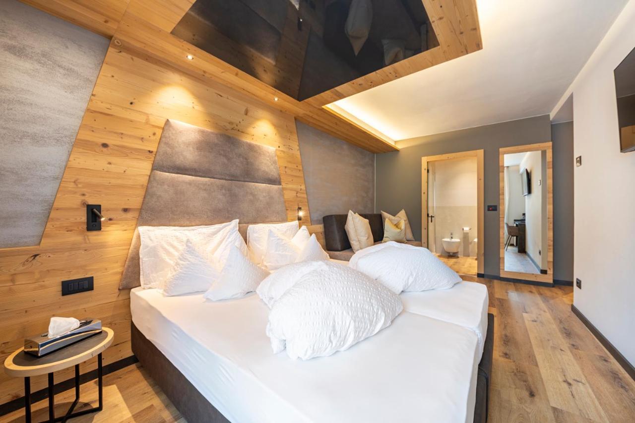 Del Podesta' Apartment *